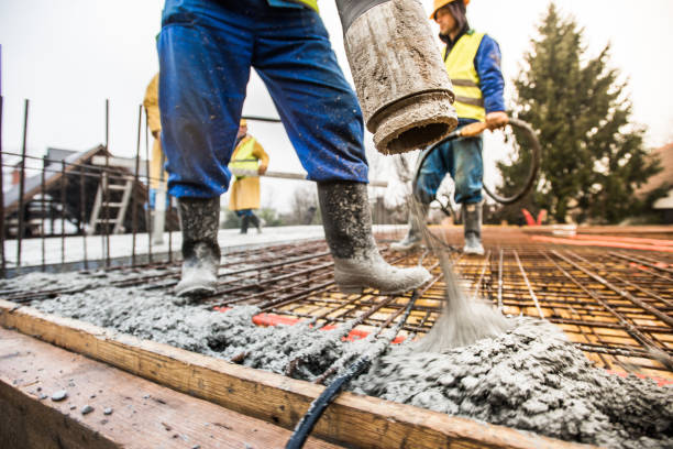 Best Residential Concrete Solutions in Delft Colony, CA